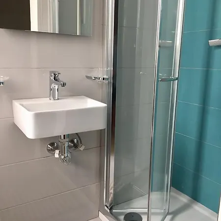 Apartment Let Me Host Anbipat 4