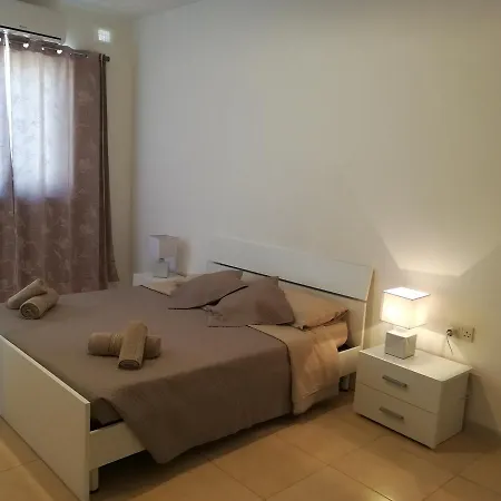 Apartment Let Me Host Anbipat 4 *